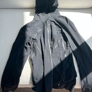 Lululemon Jacket (Raincoat) - size 2
